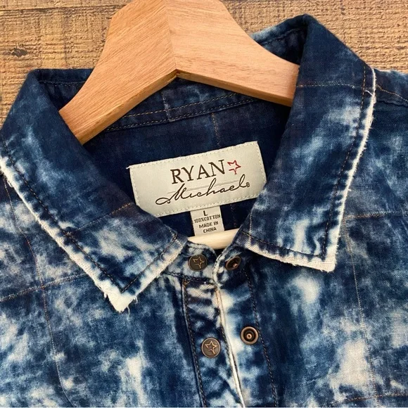 RYAN MICHAEL ⭐️NWT Button Down/Tunic in Acid Washed Blue - Picture 3 of 14